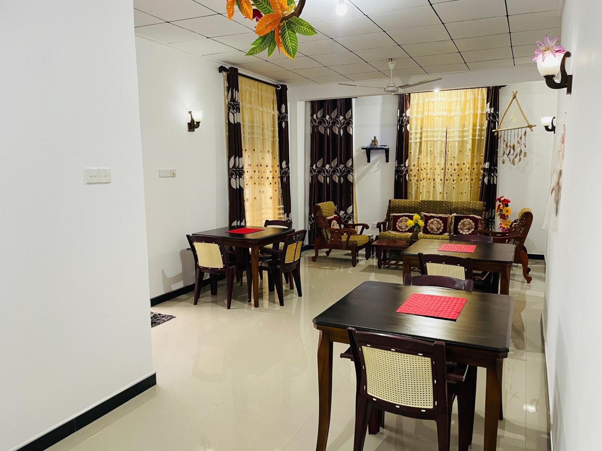 Kanthi Holiday Rest Homestay Mirissa Dış mekan fotoğraf