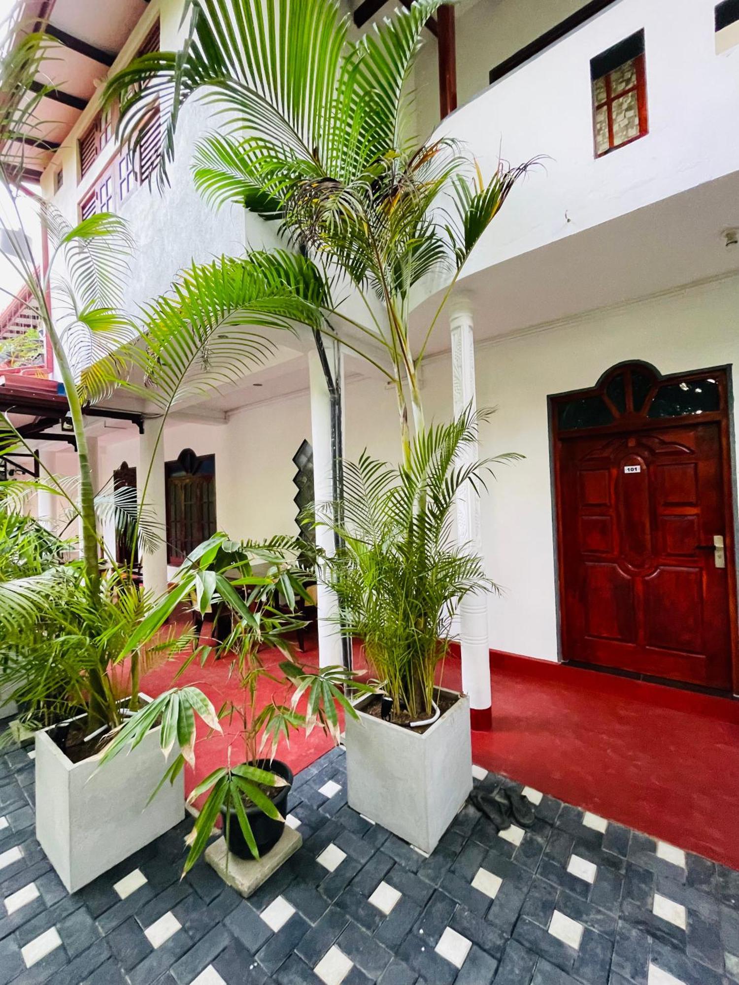 Kanthi Holiday Rest Homestay Mirissa Dış mekan fotoğraf